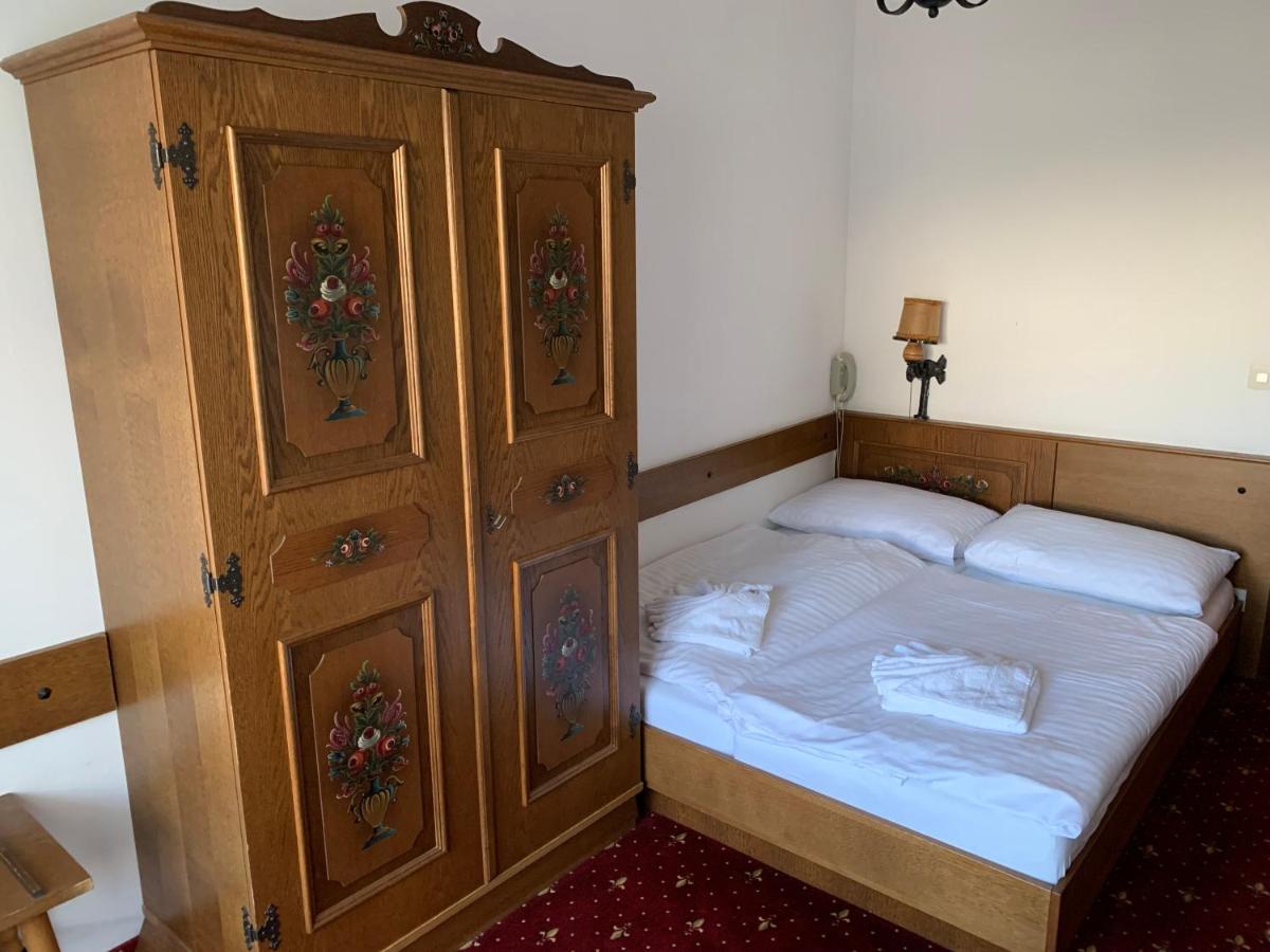 Panoramahotel Pawlik باد جاستاين المظهر الخارجي الصورة